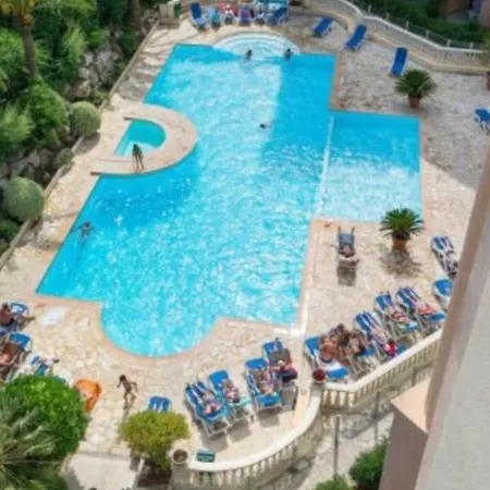 2 Bedrooms With Sea View And Pool *
