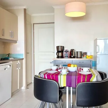 2 Bedrooms With Sea View And Pool Cannes