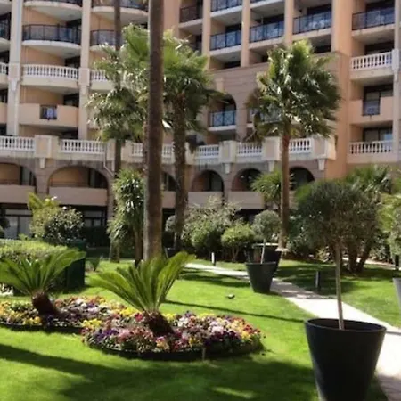Apartment 2 Bedrooms With Sea View And Pool Cannes